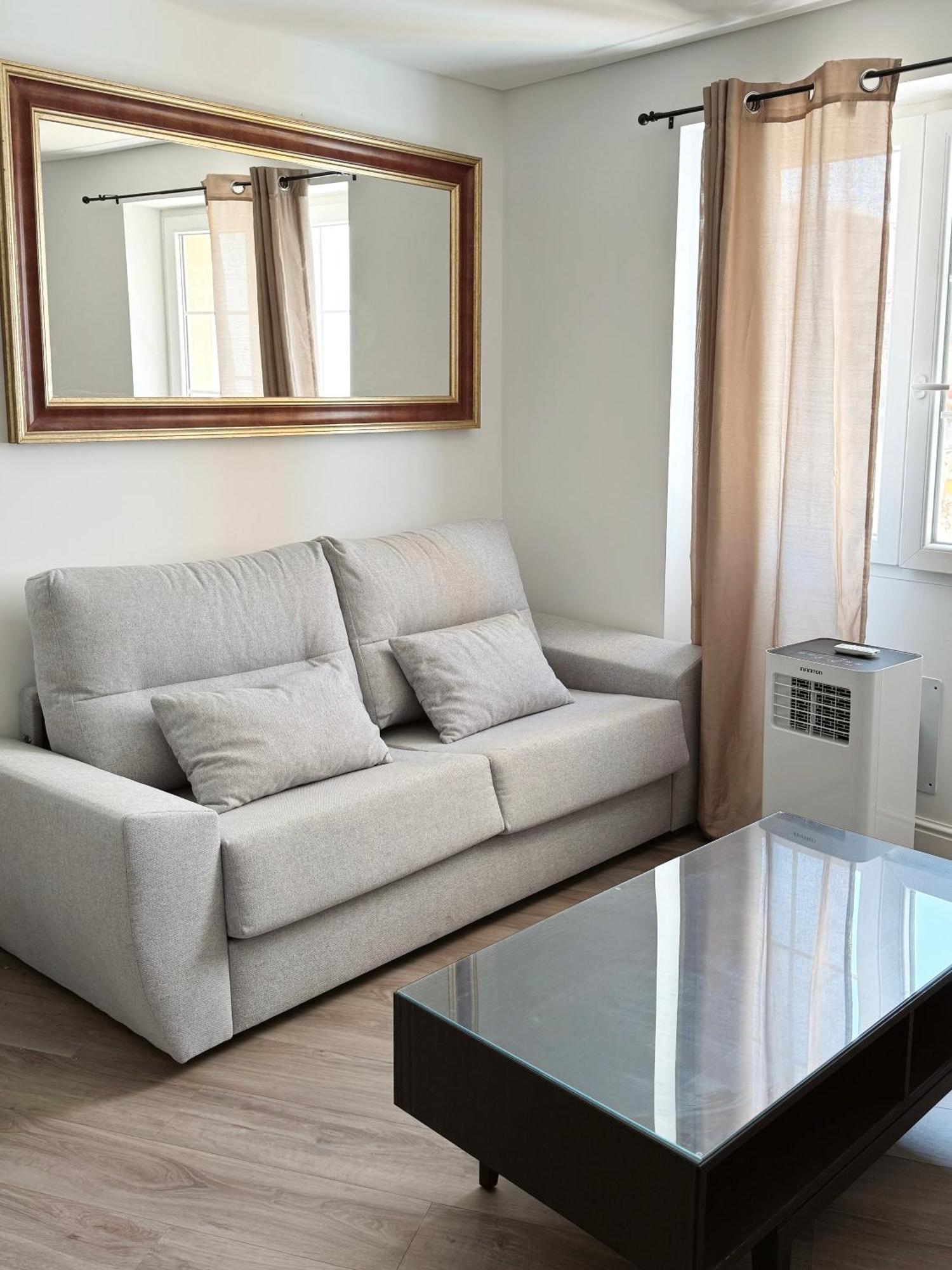 Deluxe City Centre Two Bedroom - Grand Central House Gibraltar Extérieur photo